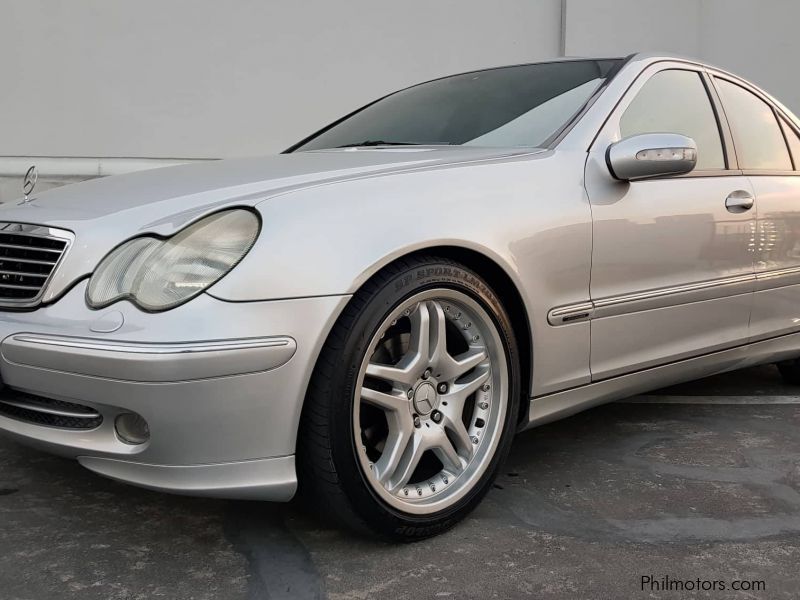 Mercedes-Benz c200 in Philippines