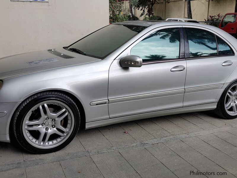 Mercedes-Benz c200 in Philippines