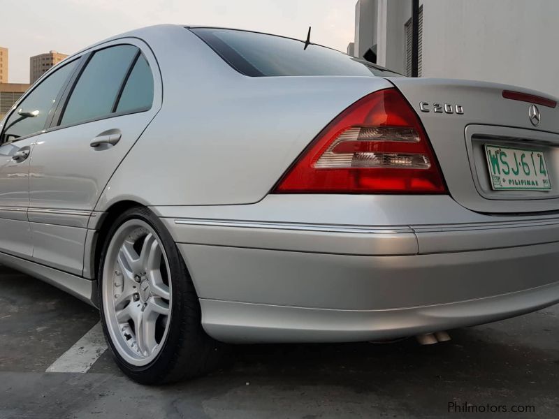 Mercedes-Benz c200 in Philippines