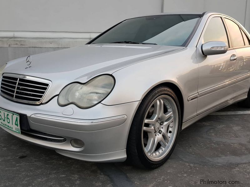 Mercedes-Benz c200 in Philippines