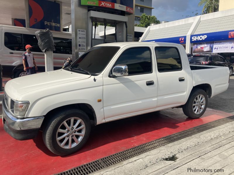 Toyota Hilux Double cab turbo diesel  in Philippines