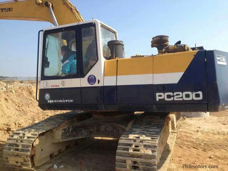 komatsu pc200-5 in Philippines