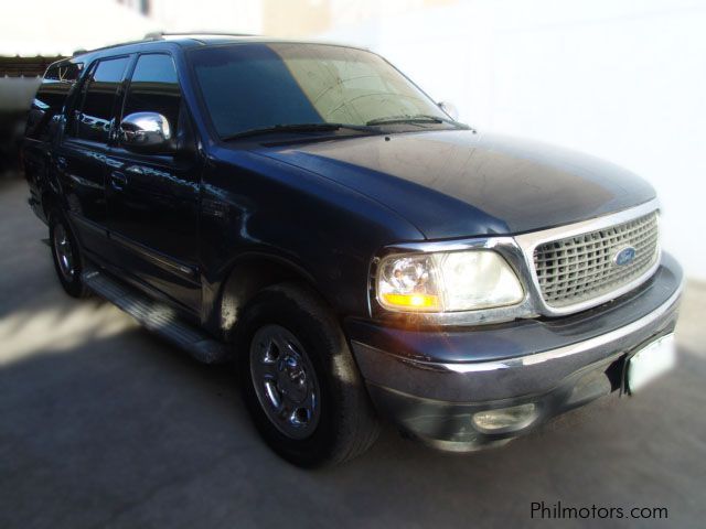 Ford Expedition XLT in Philippines