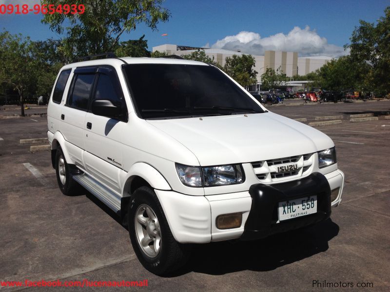 Isuzu Crosswind XUV in Philippines