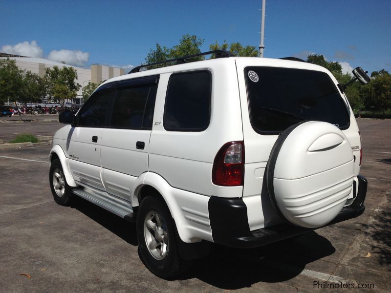 Isuzu Crosswind XUV in Philippines