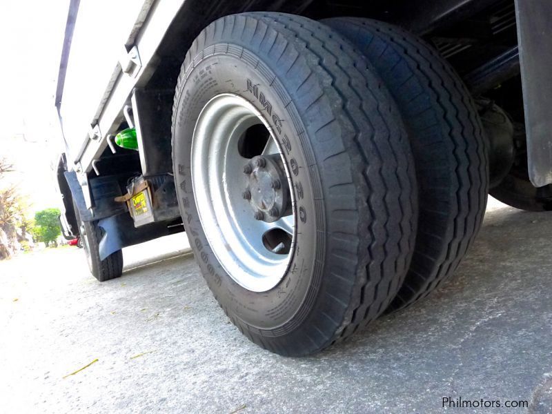 Isuzu ELF in Philippines