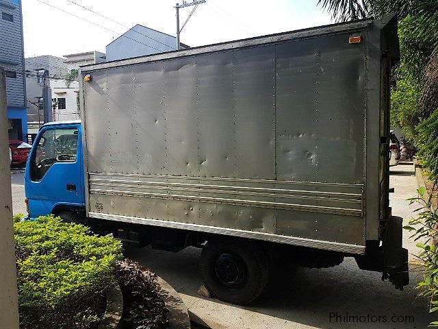 Isuzu Elf in Philippines