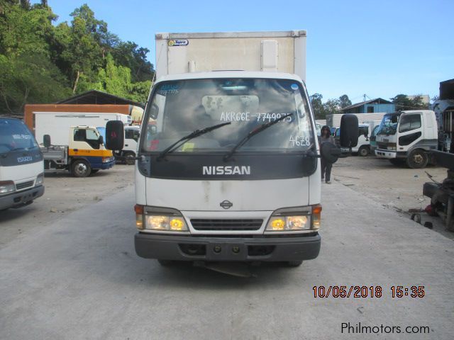 Isuzu GIGA SERIES 4HF1 ENGINE 10FT REF VAN in Philippines