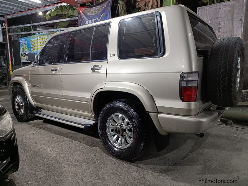 Isuzu trooper in Philippines