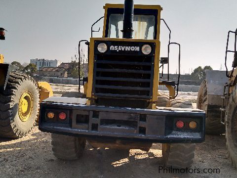 KOMATSU WA300-1 in Philippines