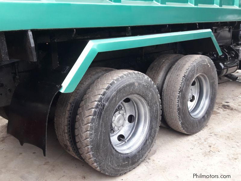 Mitsubishi Fuso SuperGreat 8DC11 10 Wheeler 10 ton Dump in Philippines