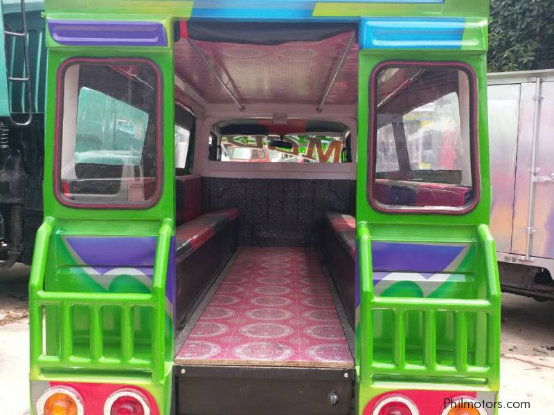 Suzuki Multicab 8 Seater Latest Square Eye Passenger Jeepney Minion MT in Philippines