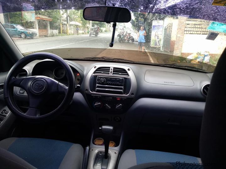 Toyota RAV 4 in Philippines