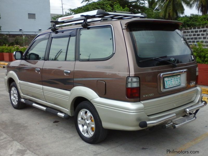 Toyota Revo VX200   in Philippines