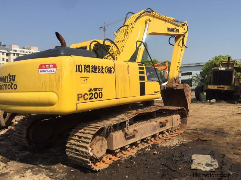 komatsu PC200-6 in Philippines