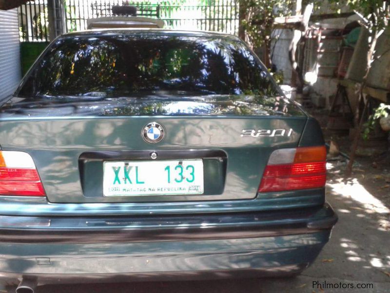 BMW 320 i in Philippines