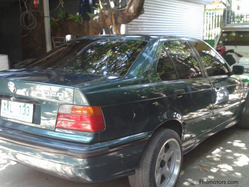 BMW 320 i in Philippines