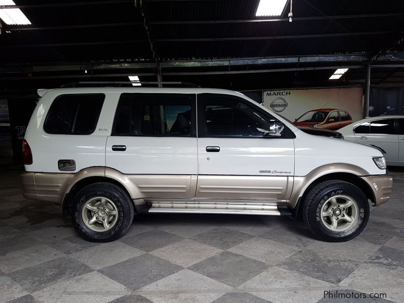 Isuzu Crosswind XUVi in Philippines