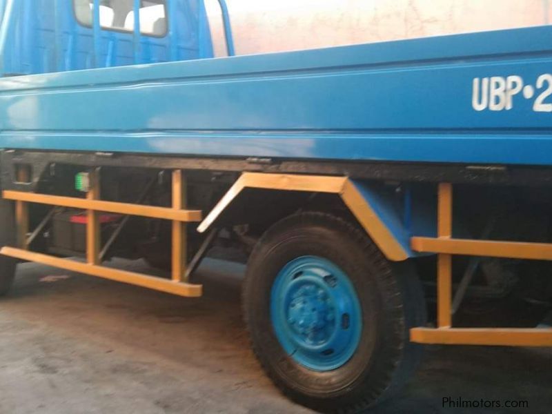 Isuzu Dropside 14 ft in Philippines