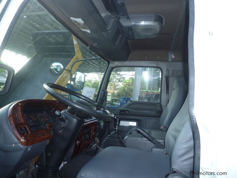 Isuzu Forward CBU  Aluminium Refrigerator Van 6HL1  in Philippines