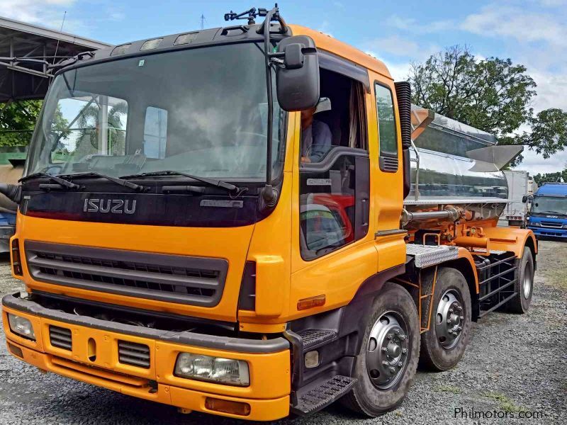 Isuzu Giga 8 Wheeler Tanker Truck 6SD1 in Philippines