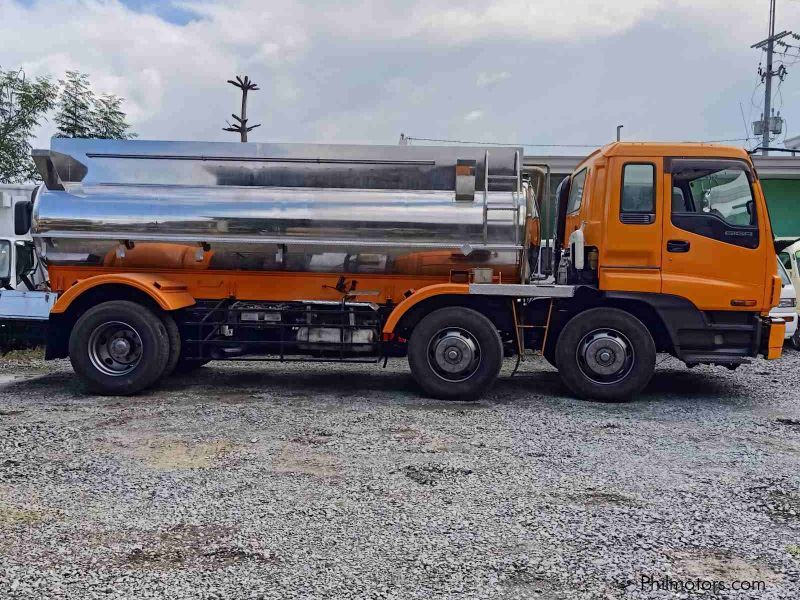 Isuzu Giga 8 Wheeler Tanker Truck 6SD1 in Philippines