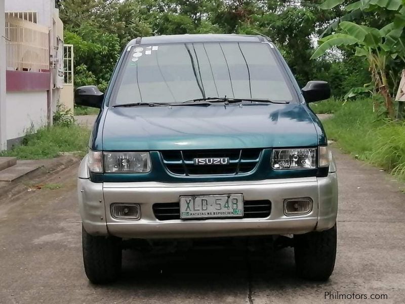 Isuzu crosswind in Philippines