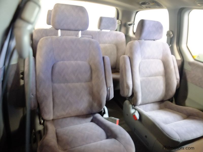 Kia Sedona LS in Philippines