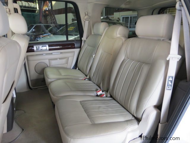 Lincoln Navigator in Philippines