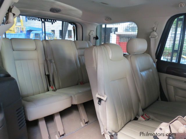 Lincoln Navigator in Philippines