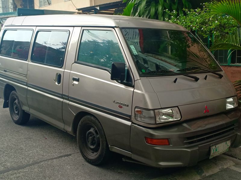 Mitsubishi L300 EXCEED Diesel in Philippines