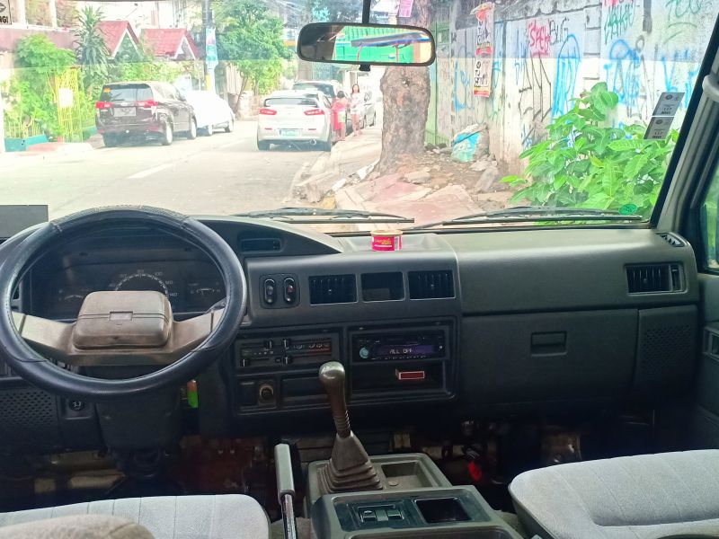 Mitsubishi L300 EXCEED Diesel in Philippines