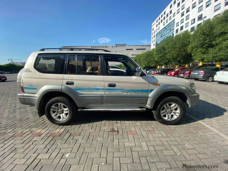 Toyota Land Cruiser Prado 3.0 Diesel 4x4 in Philippines