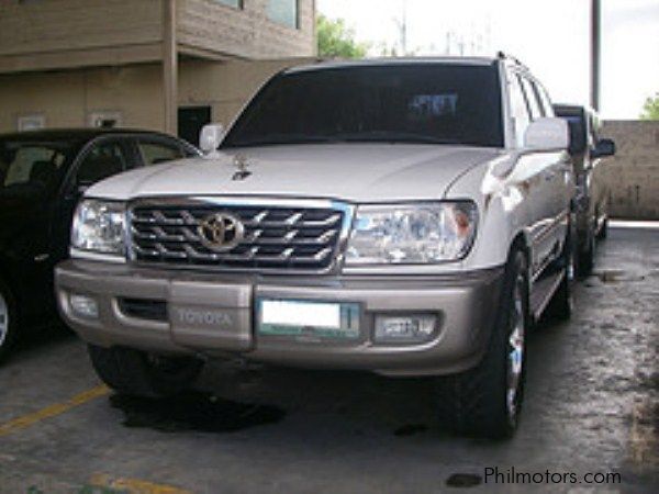 Toyota Land Cruiser VXR in Philippines