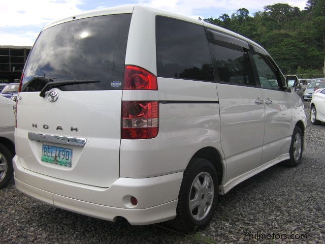 Toyota noah price