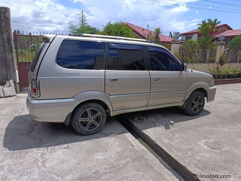 Toyota Revo VX200 in Philippines