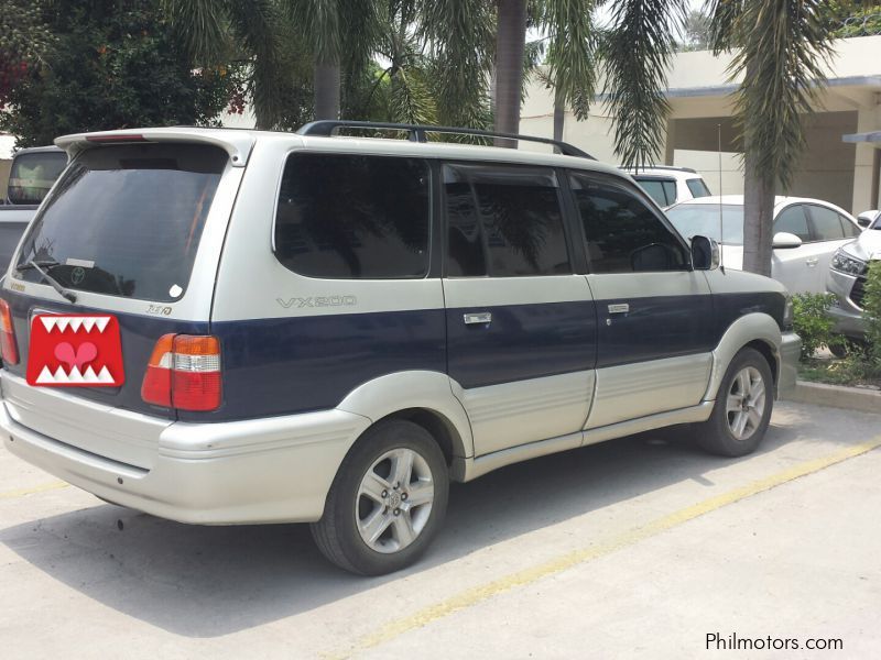 Toyota Revo sports runner vx200 in Philippines