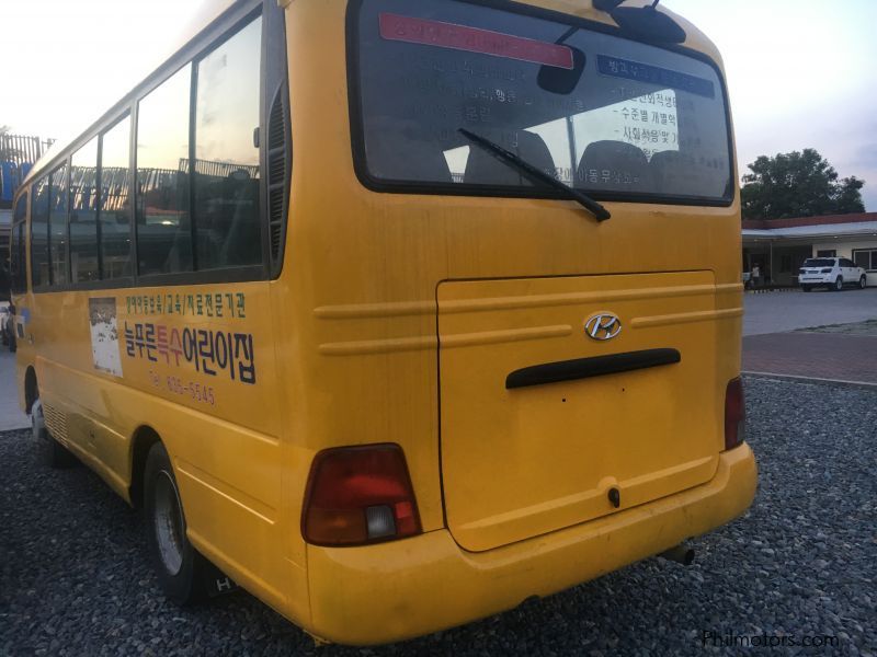 Hyundai Country Bus in Philippines