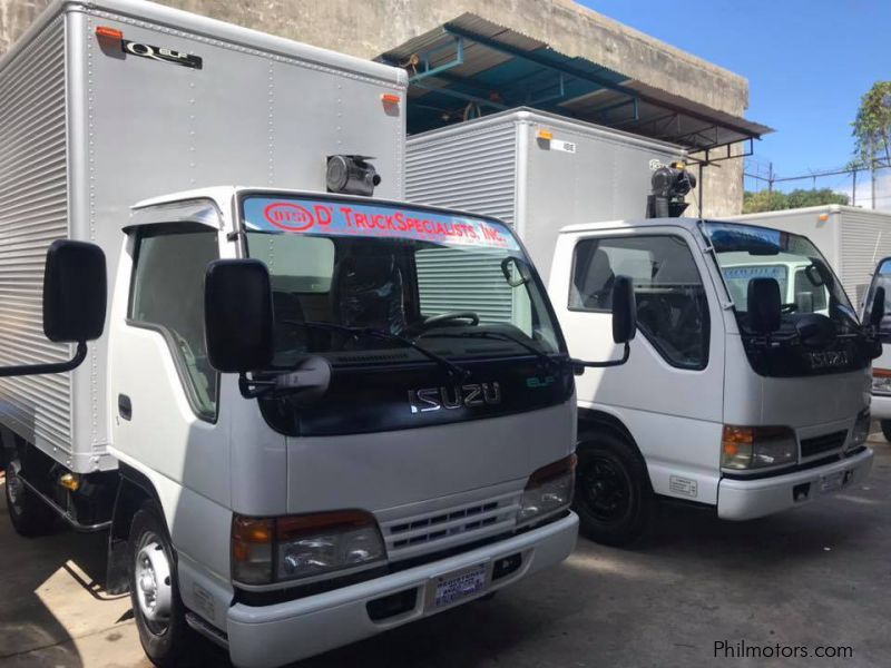 Isuzu 10ft Closed Van in Philippines