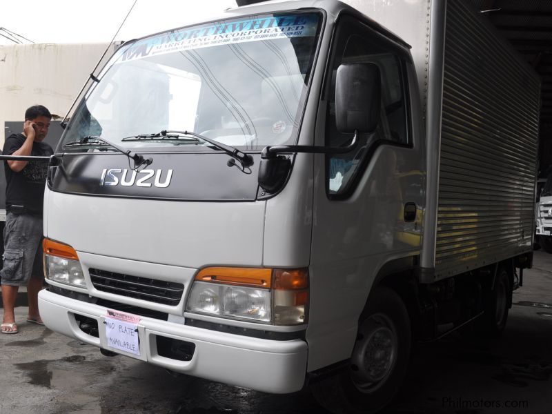 Isuzu 10ft Closed Van in Philippines