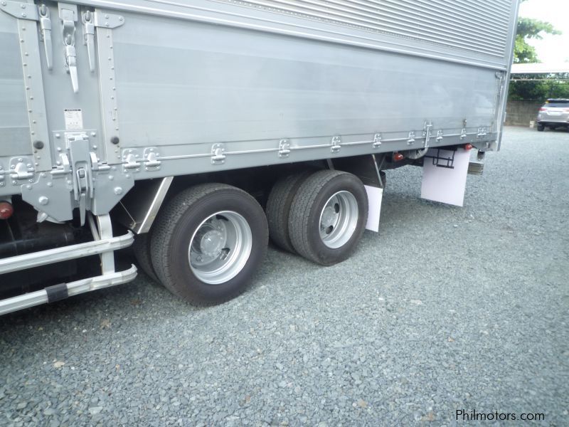 Isuzu CBU Giga  Aluminium Wing Van 12 wheeler 6WF1 Recon in Philippines