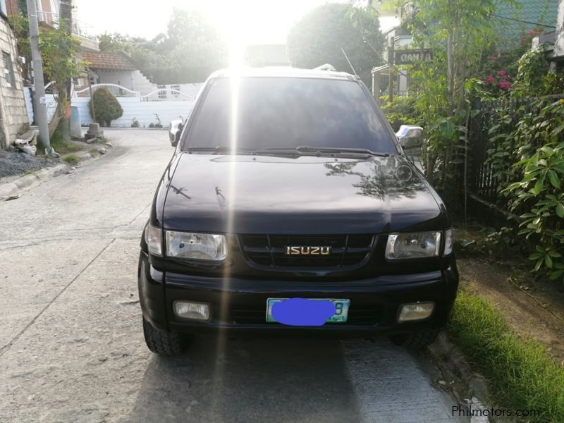 Isuzu Crosswind XUVi in Philippines