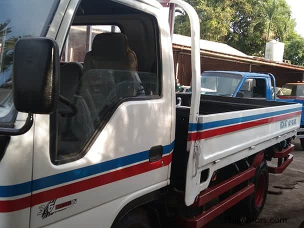 Isuzu Dropside in Philippines