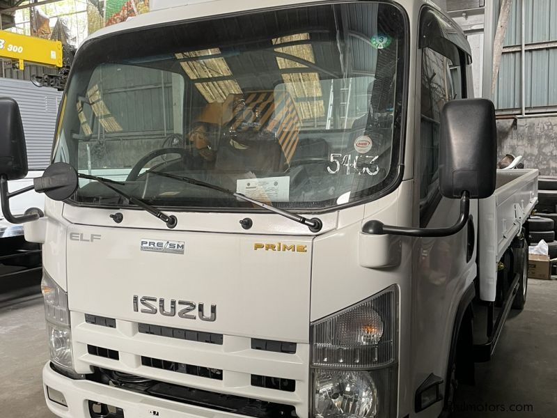 Isuzu ELF GIGA 14FT DROPSIDE TRUCK in Philippines