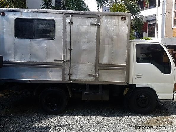 Isuzu Elf in Philippines