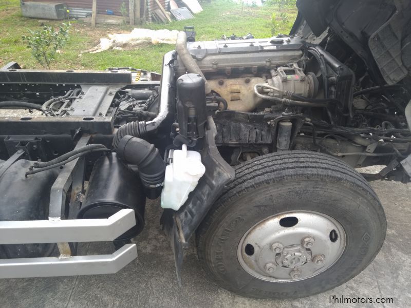 Isuzu Elf Mini Dumptruck in Philippines