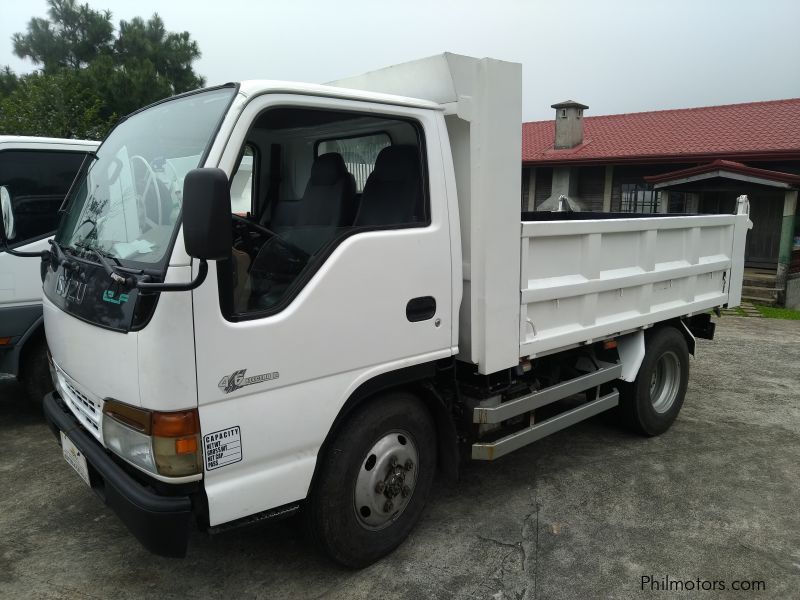 Isuzu Elf Mini Dumptruck in Philippines