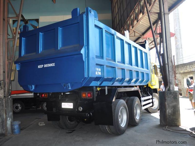 Isuzu Giga 10wheeler Dump Truck in Philippines