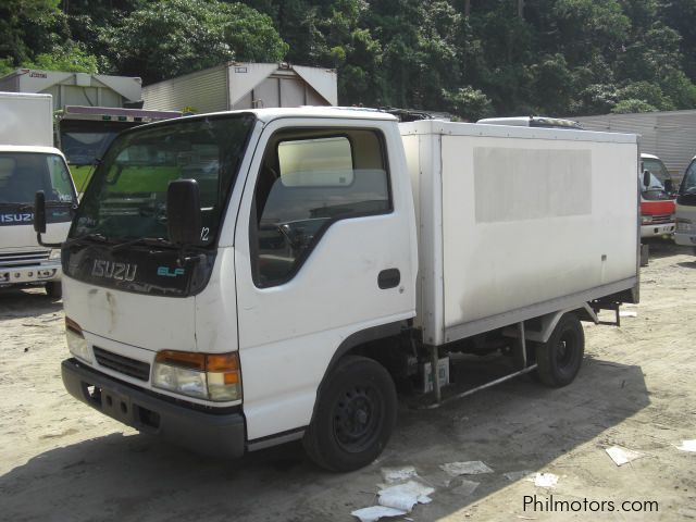 Isuzu insulated van in Philippines