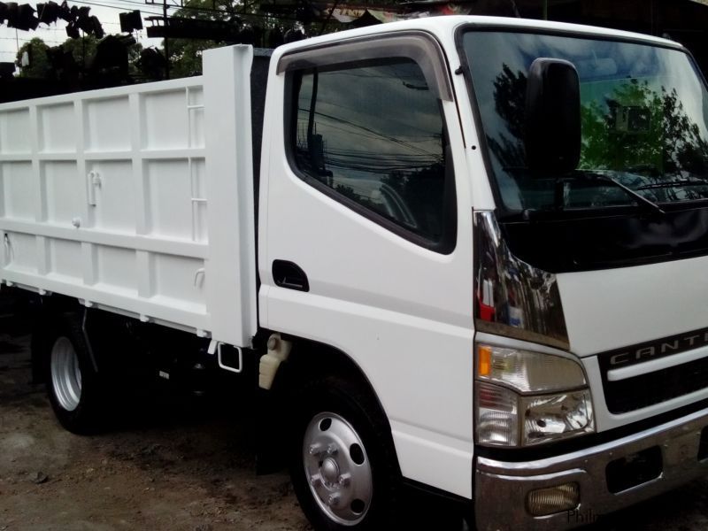 Mitsubishi CANTER Dump Truck FE in Philippines.
